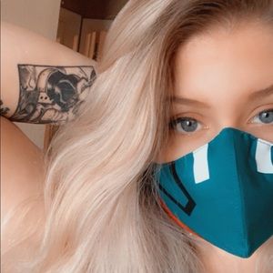 Meet your Posher, Lydia